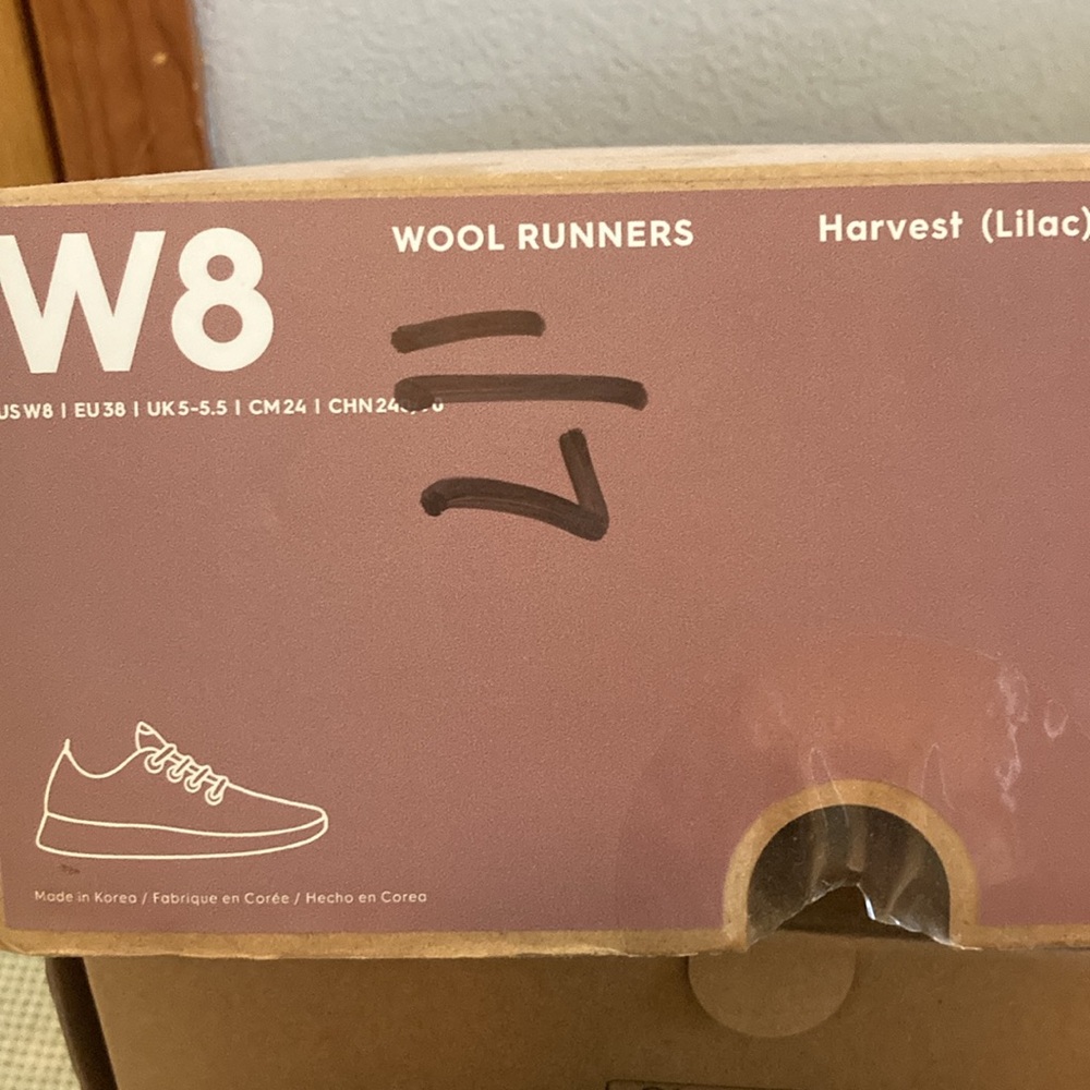Allbirds Women’s Wool Runners size 8 in Harvest (Lilac) - Picture 6 of 6
